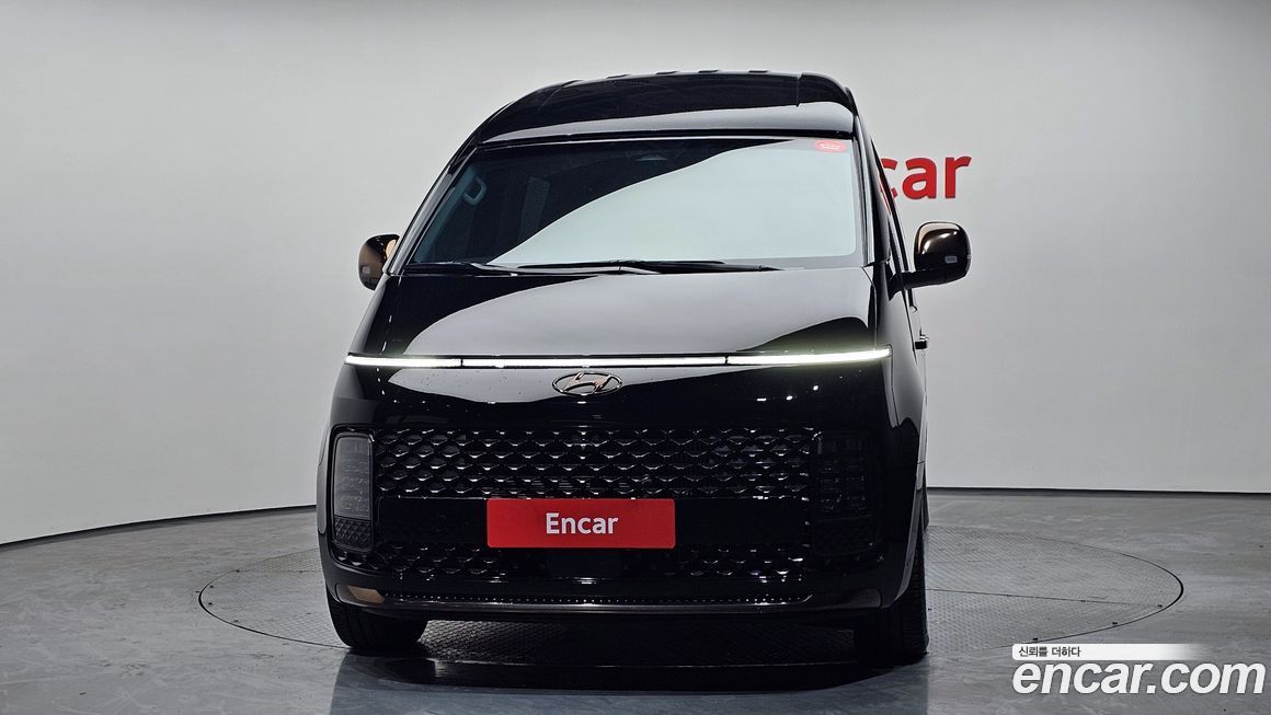 Hyundai Staria 2023