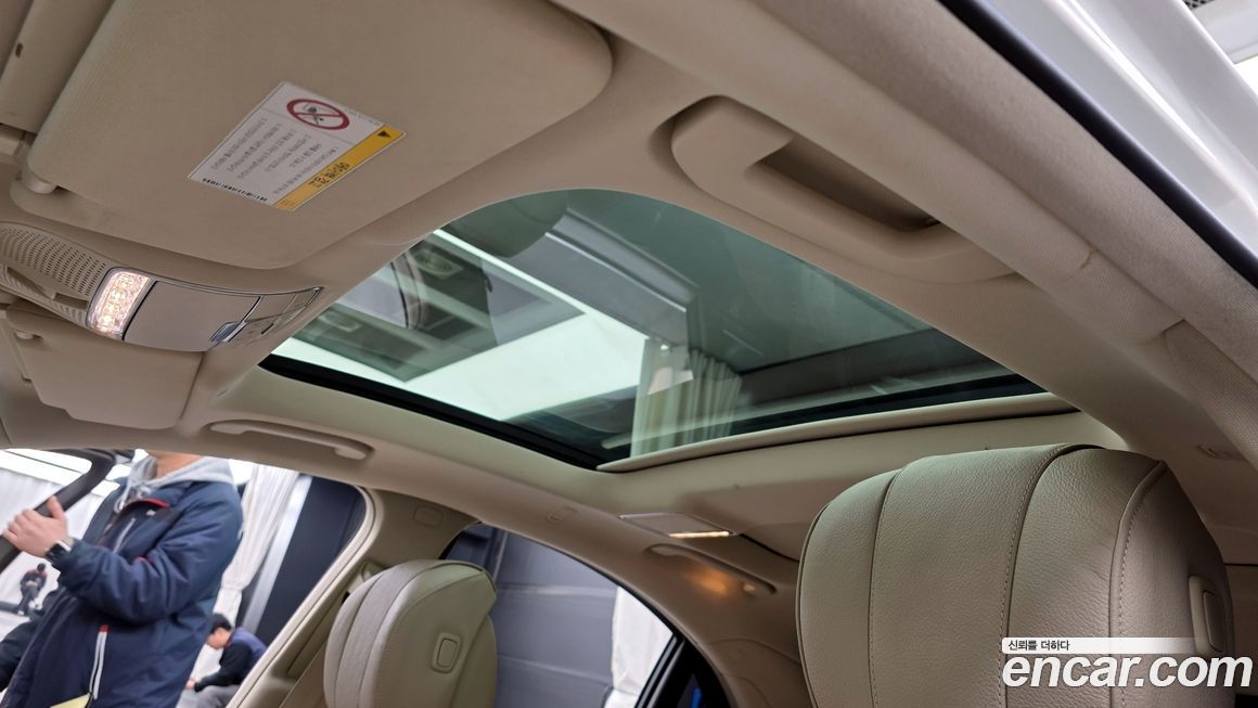 Mercedes-Benz S-Class 2018