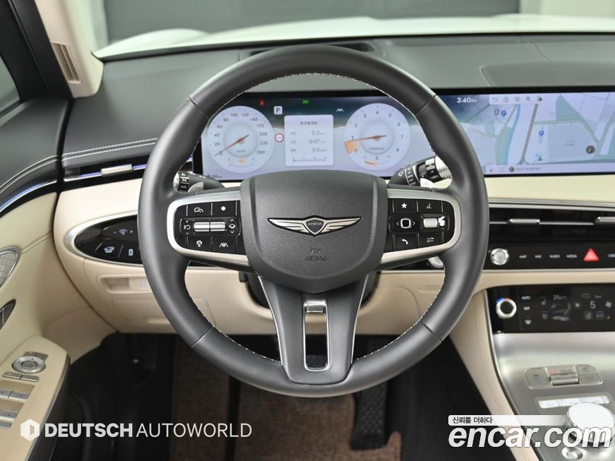 Genesis GV70 2025