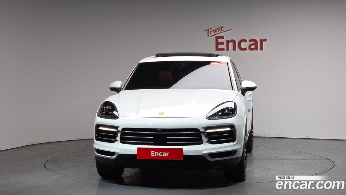 Porsche Cayenne 2021