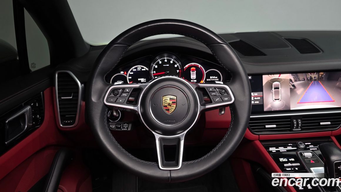 Porsche Cayenne 2021