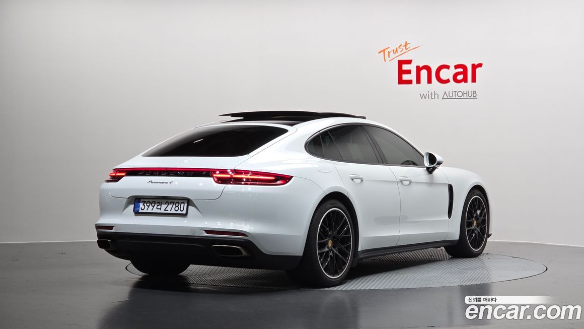Porsche Panamera 2018