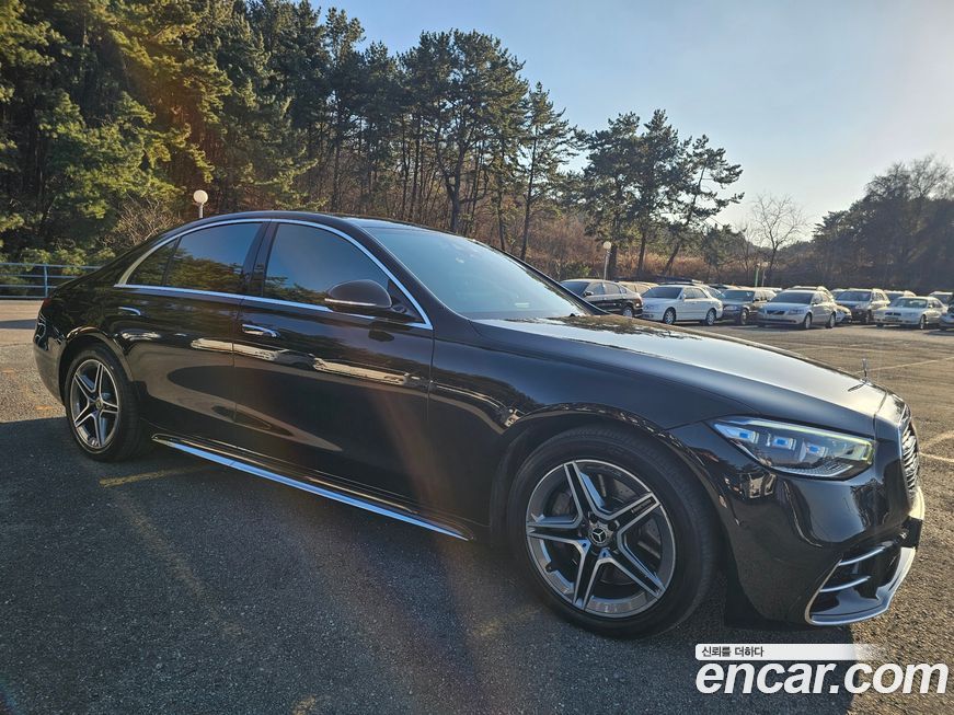 Mercedes-Benz S-Class 2022