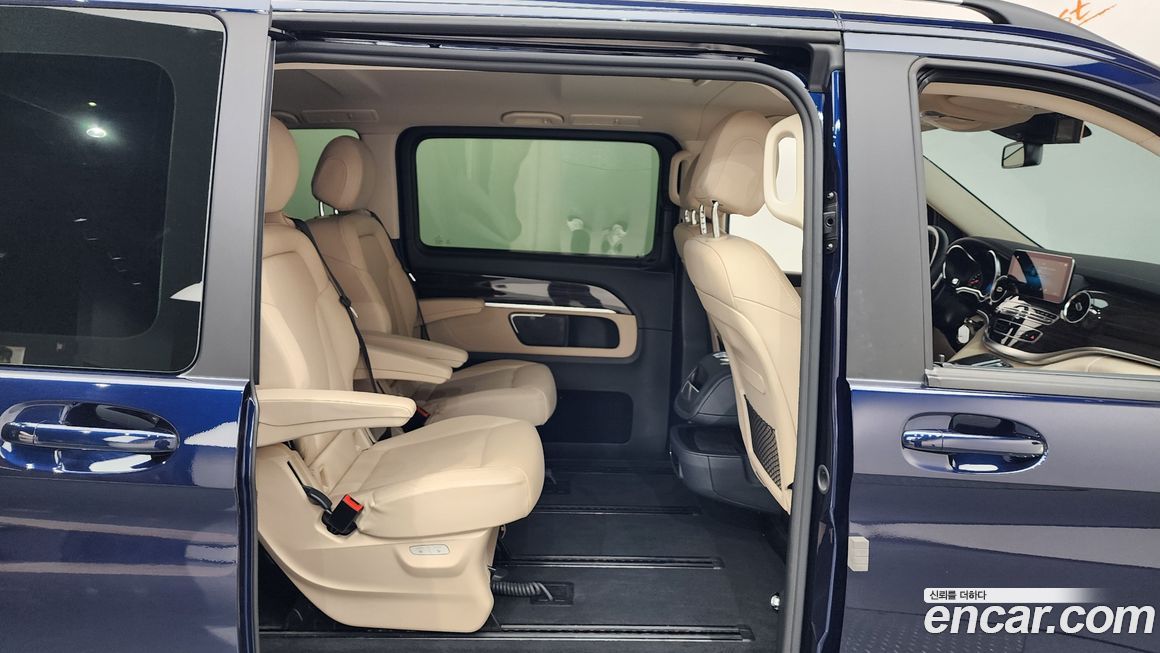 Mercedes-Benz V-Class 2022