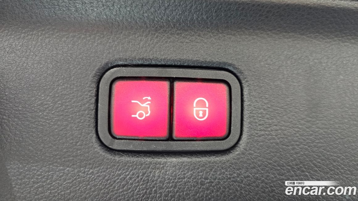 Mercedes-Benz S-Class 2024