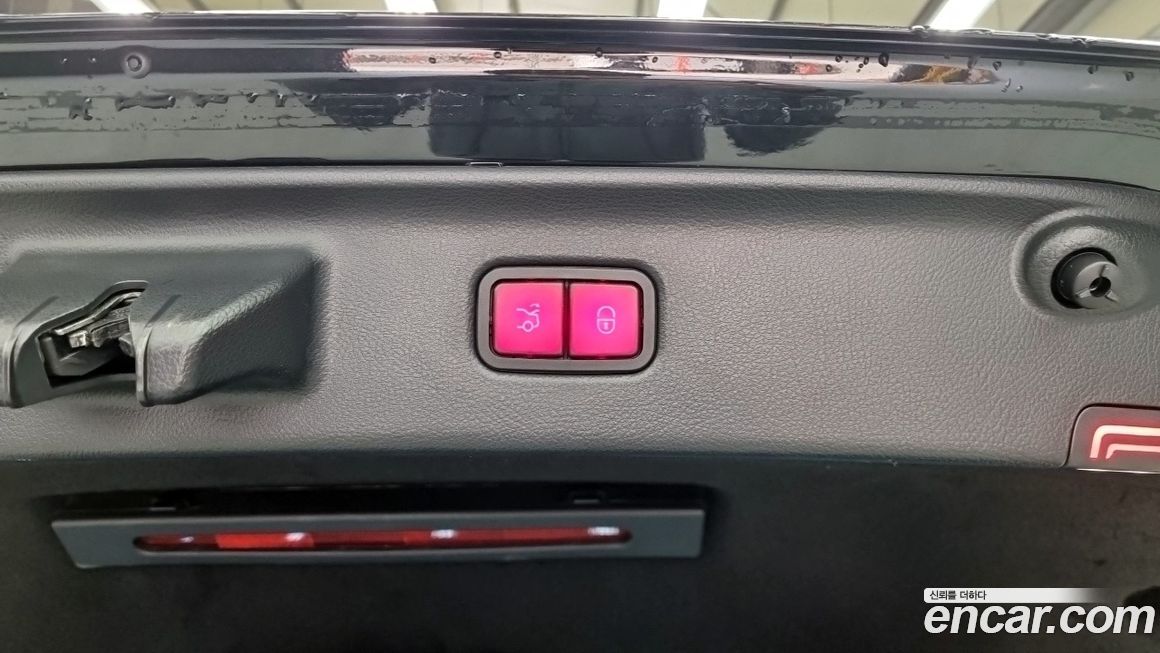 Mercedes-Benz S-Class 2021