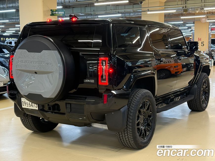 GMC Hummer EV 2025