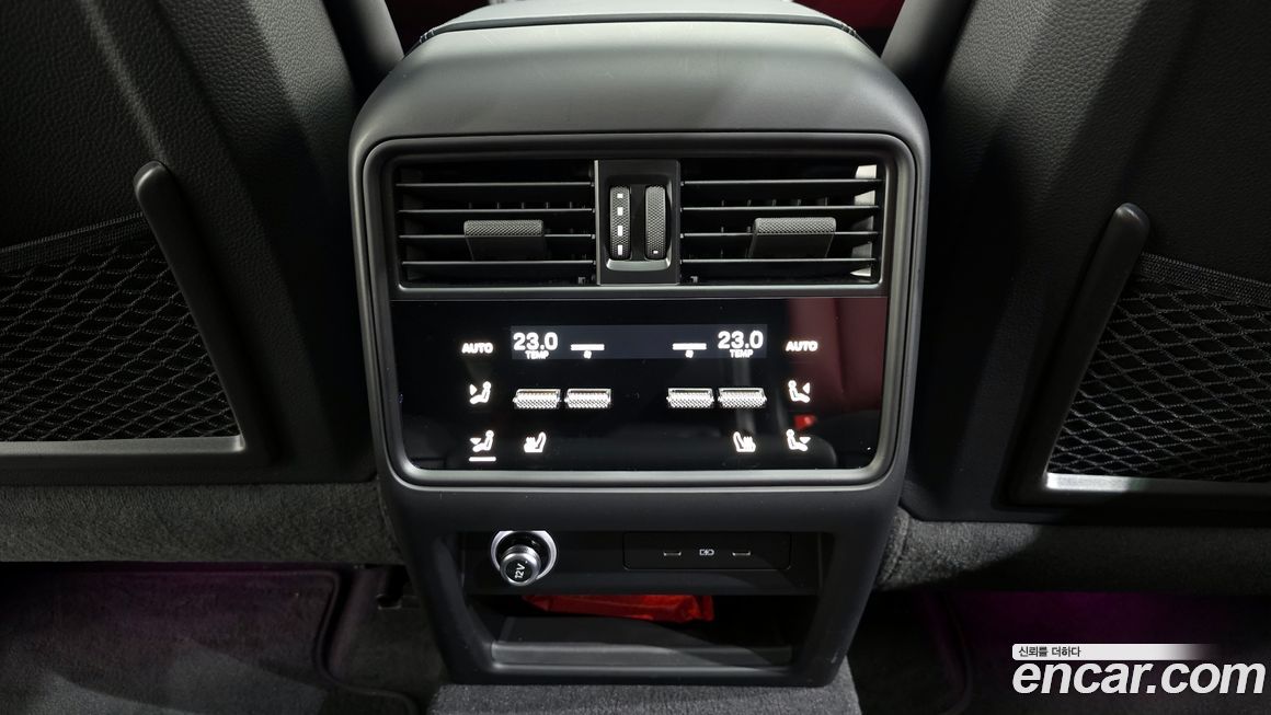 Porsche Cayenne 2025