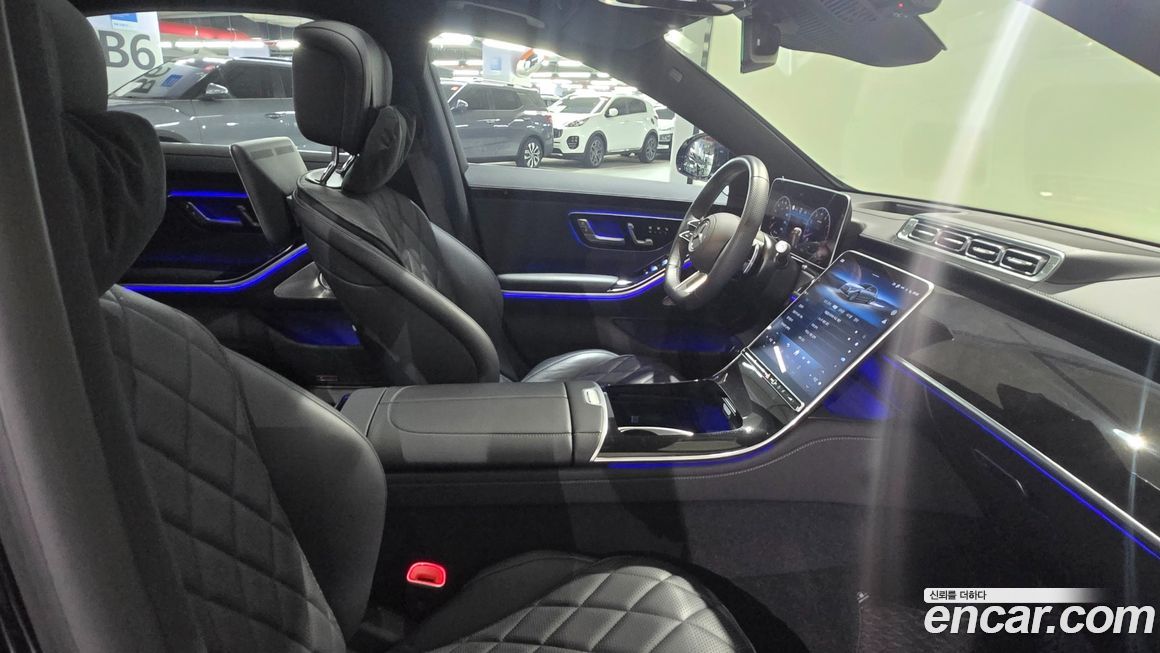 Mercedes-Benz S-Class 2025