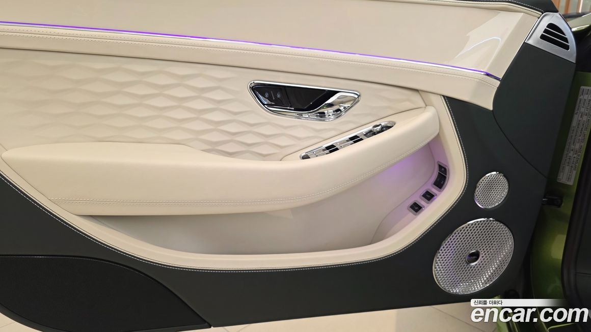 Bentley Continental 2025