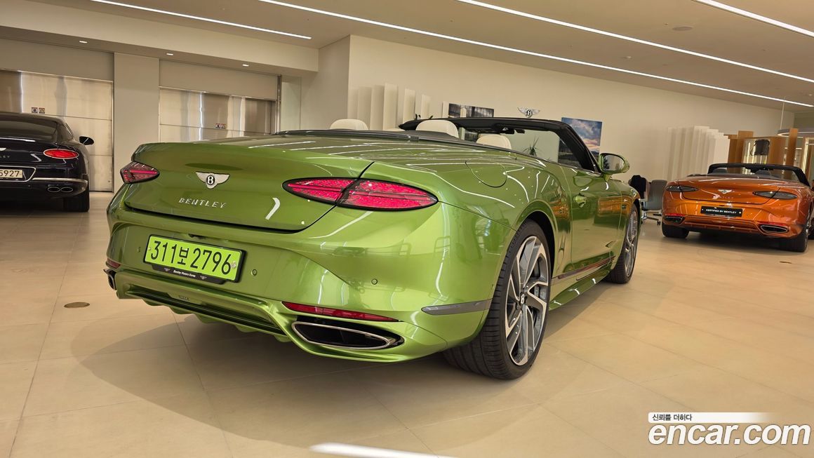 Bentley Continental 2025