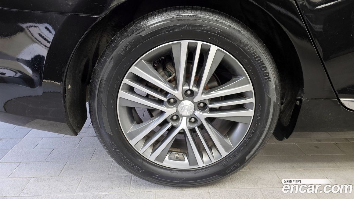 Hyundai Grandeur 2014