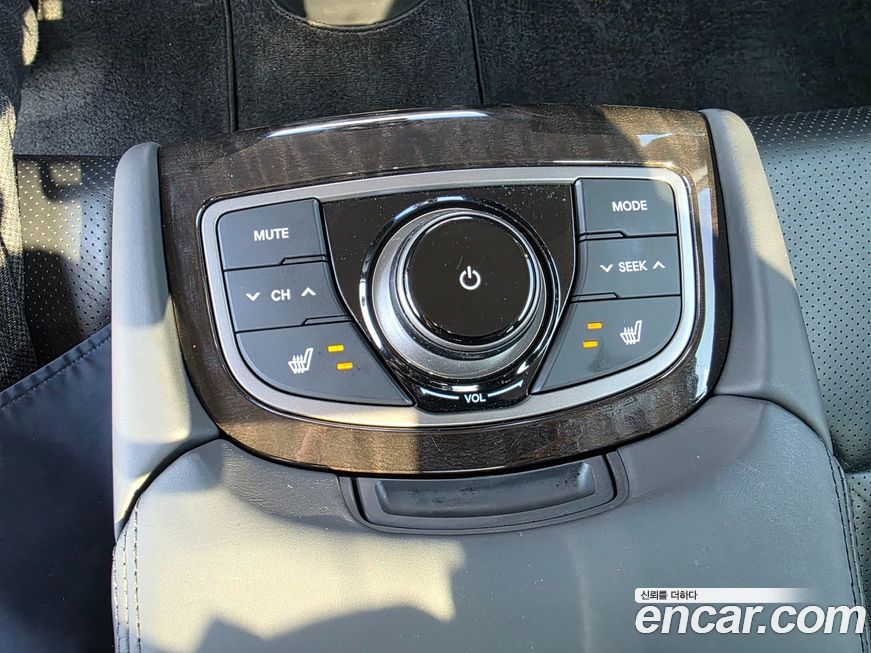 Hyundai Grandeur 2011