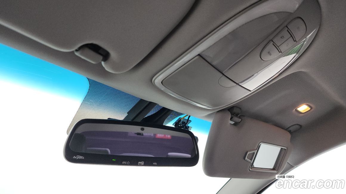 Hyundai Genesis 2011