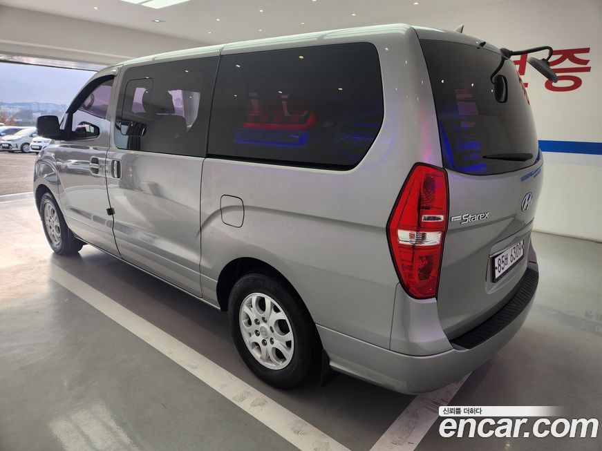 Hyundai Starex 2015