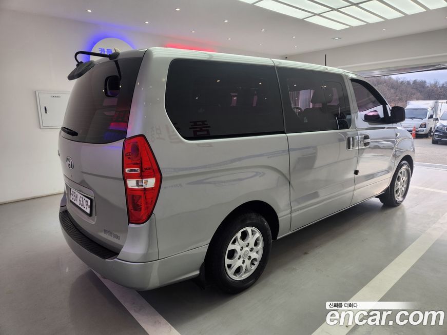 Hyundai Starex 2015