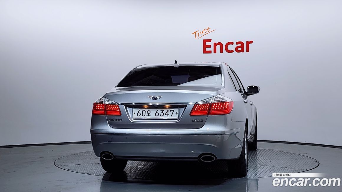 Hyundai Genesis 2011