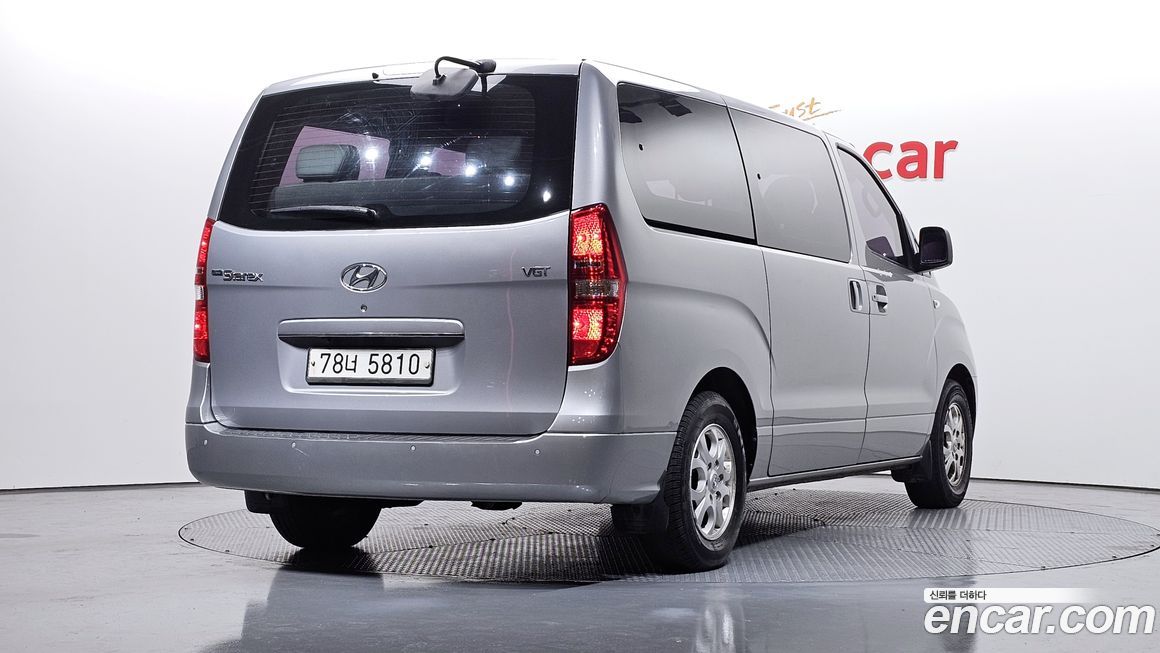 Hyundai Starex 2016