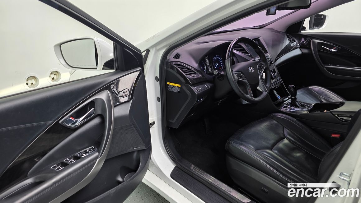 Hyundai Grandeur 2016