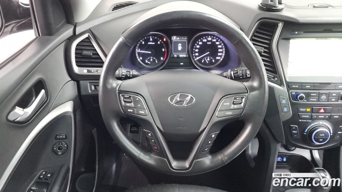 Hyundai Santafe 2016