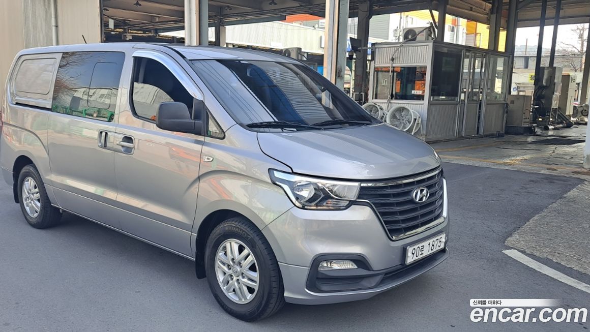 Hyundai Starex 2018