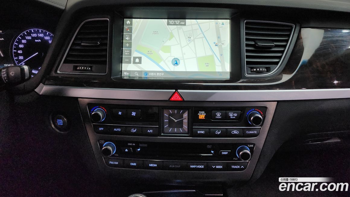 Hyundai Genesis 2016