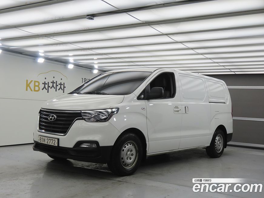 Hyundai Starex 2021