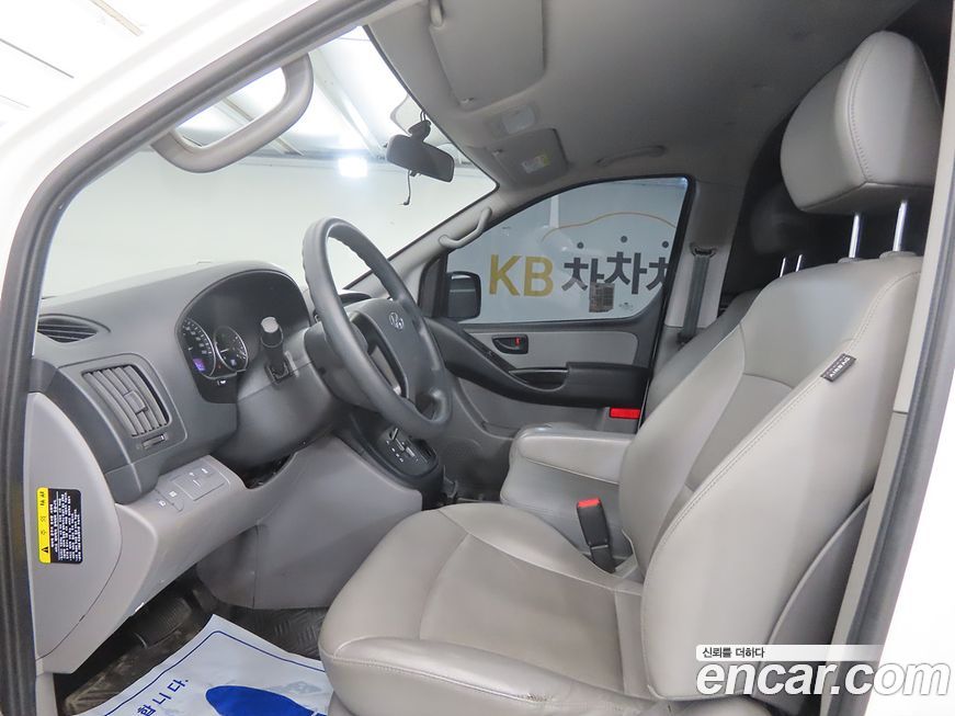 Hyundai Starex 2021