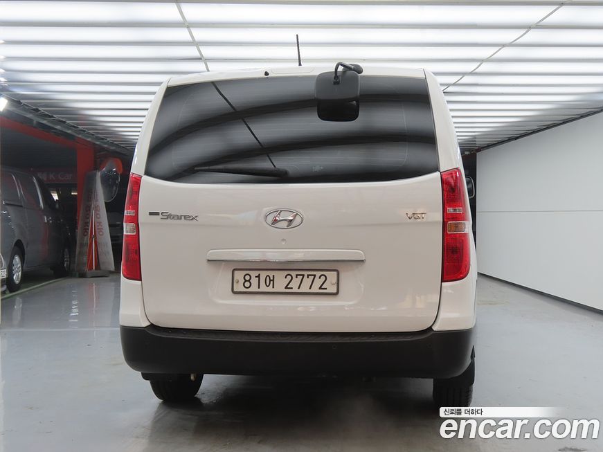 Hyundai Starex 2021