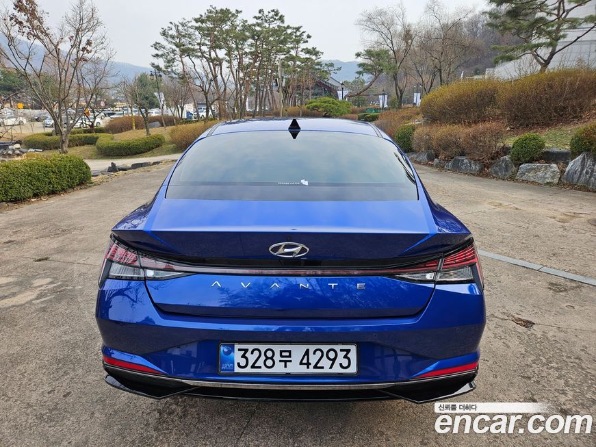 Hyundai AVANTE 2021