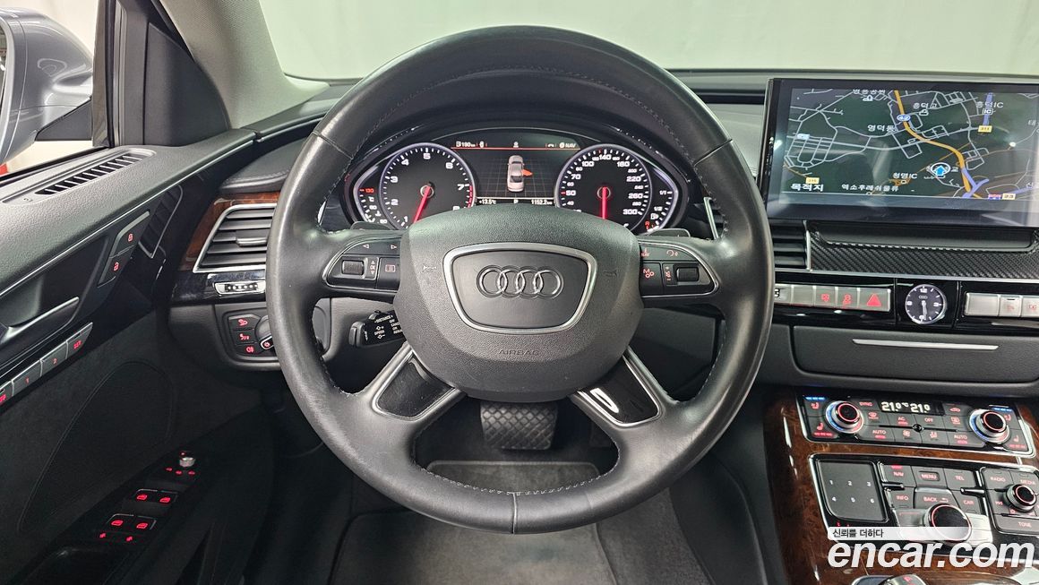 Audi A8 2012