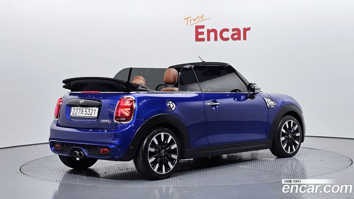 Mini Cooper Convertible 2019