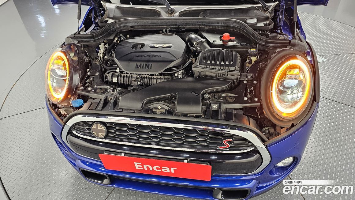 Mini Cooper Convertible 2019