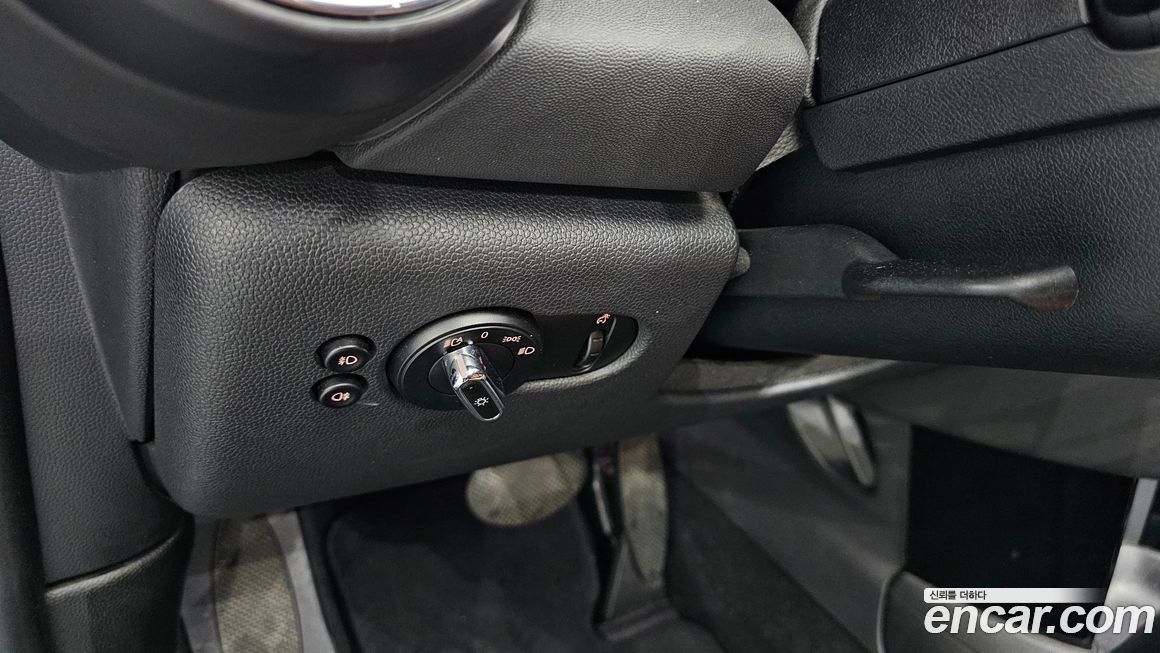 Mini Cooper Convertible 2019