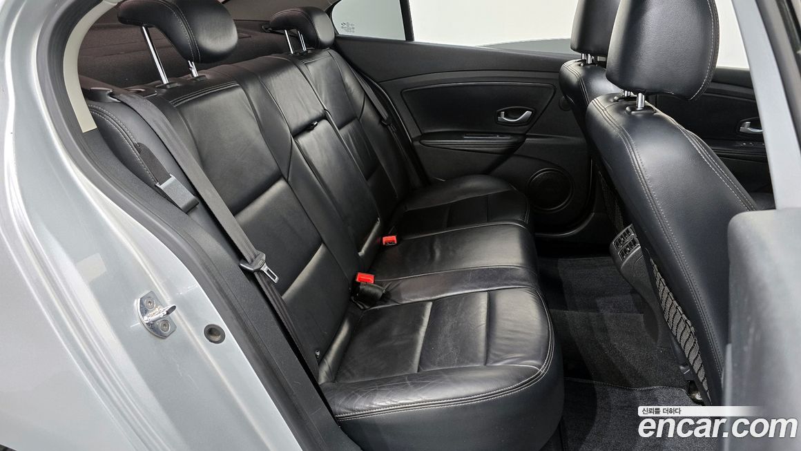 Renault-KoreaSamsung SM3 2010