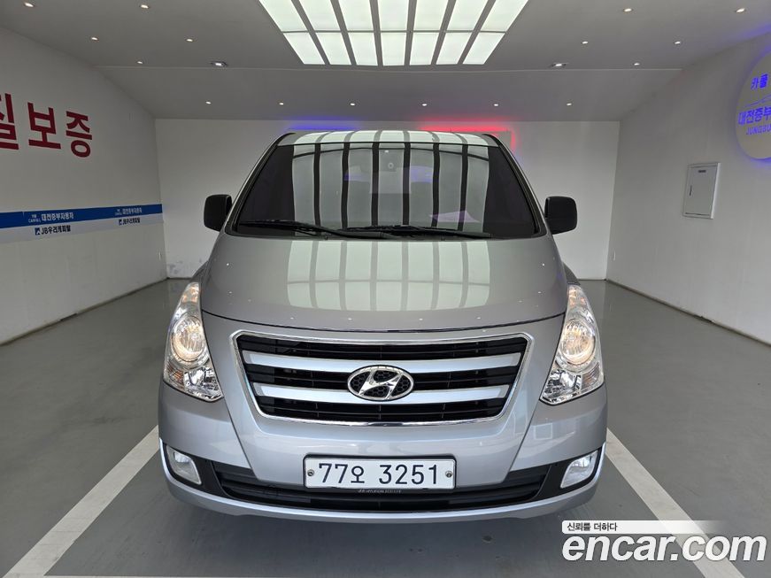 Hyundai Starex 2018