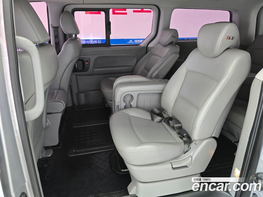 Hyundai Starex 2018