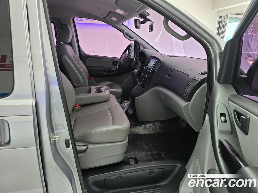Hyundai Starex 2018