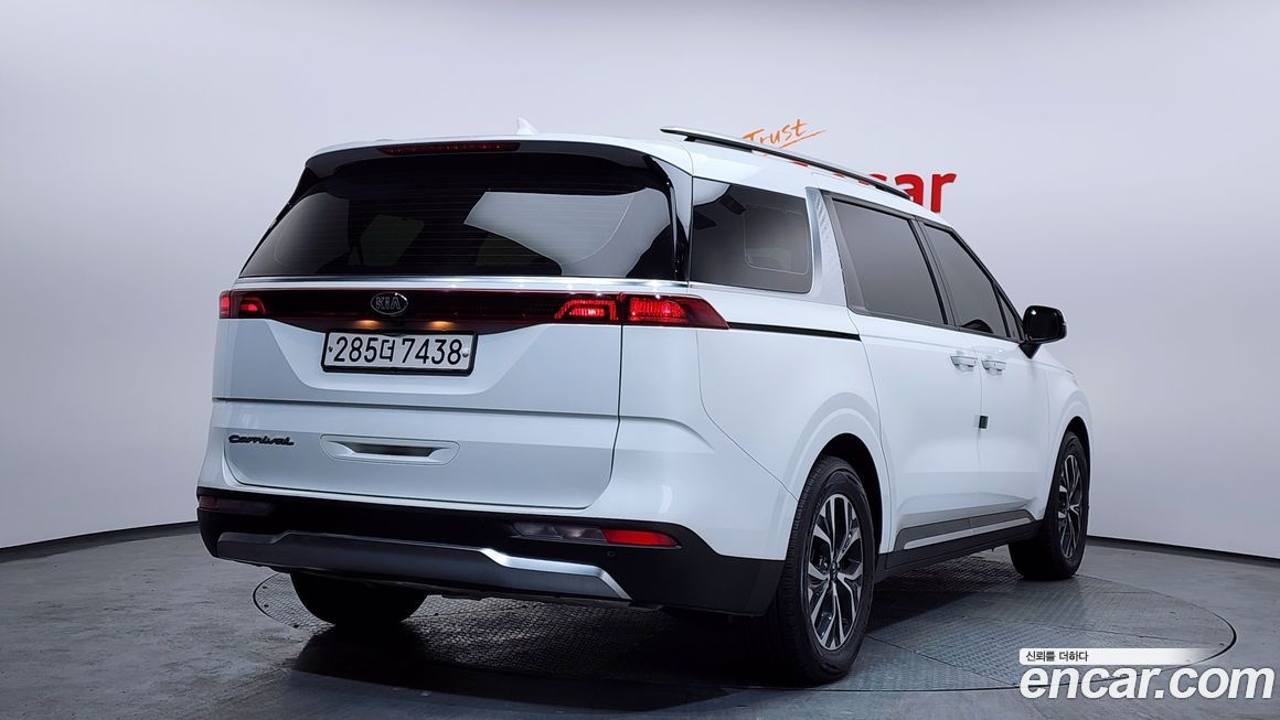 Kia Canival 2021