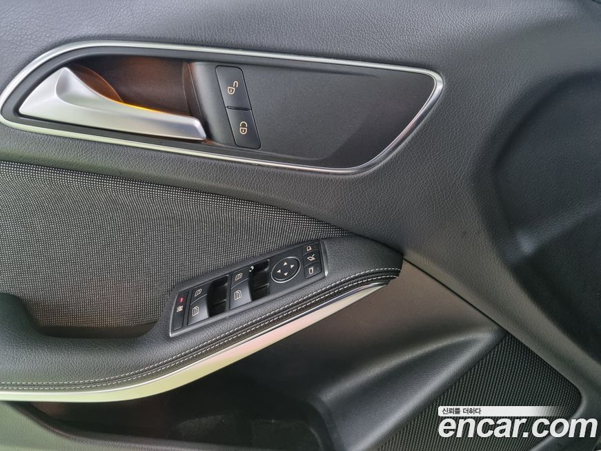 Mercedes-Benz A-Class 2014