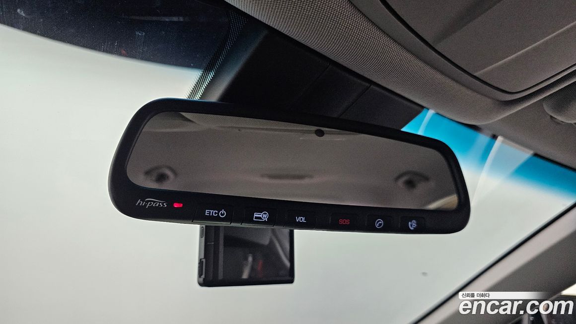 Hyundai Genesis 2016