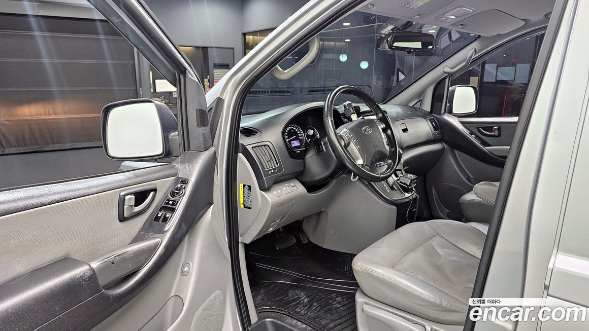 Hyundai Starex 2019