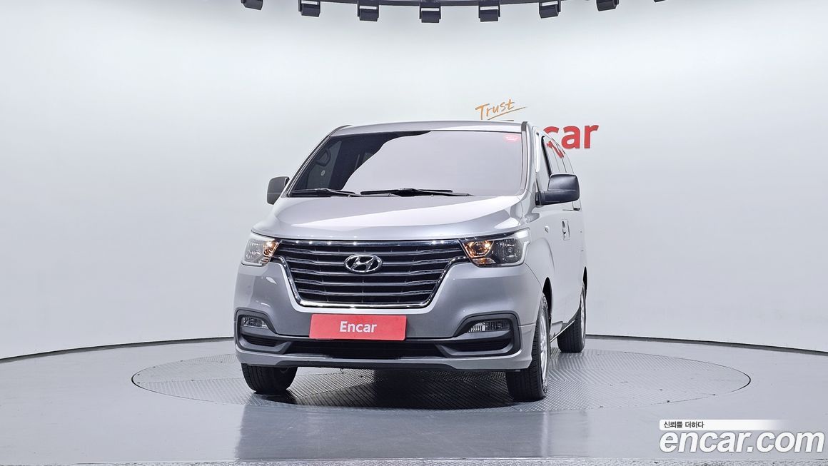 Hyundai Starex 2019