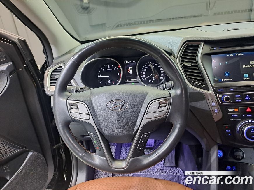 Hyundai Santafe 2016