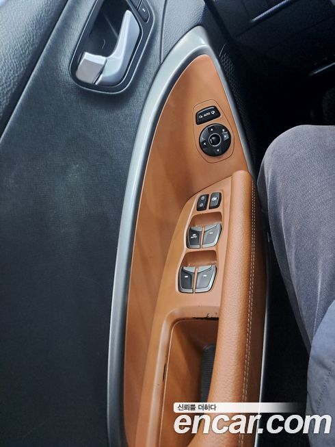 Hyundai Santafe 2016