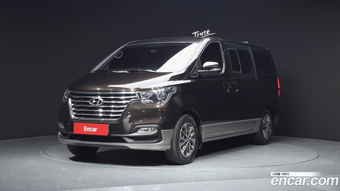 Hyundai Starex 2019
