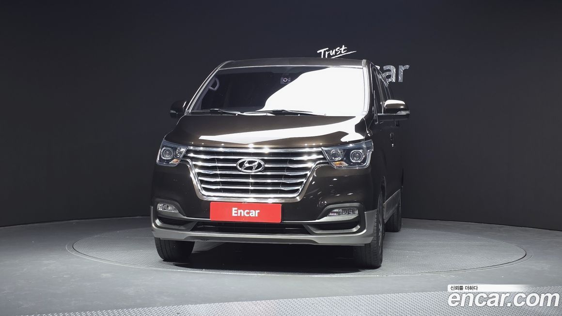 Hyundai Starex 2019