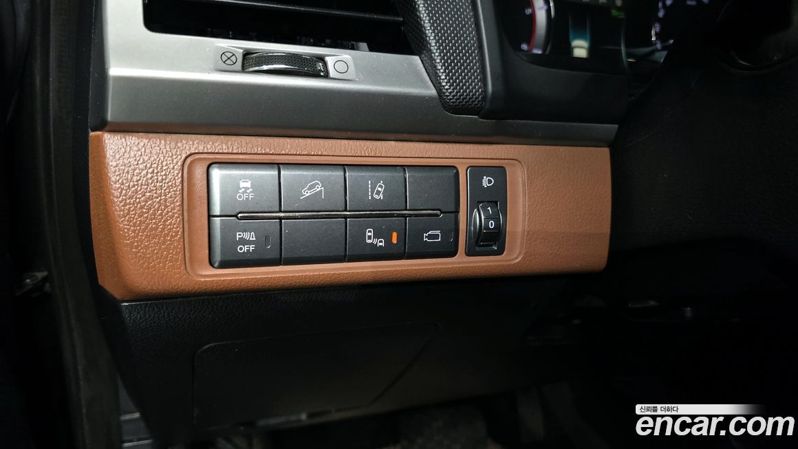 KG_Mobility_Ssangyong Rexton 2019