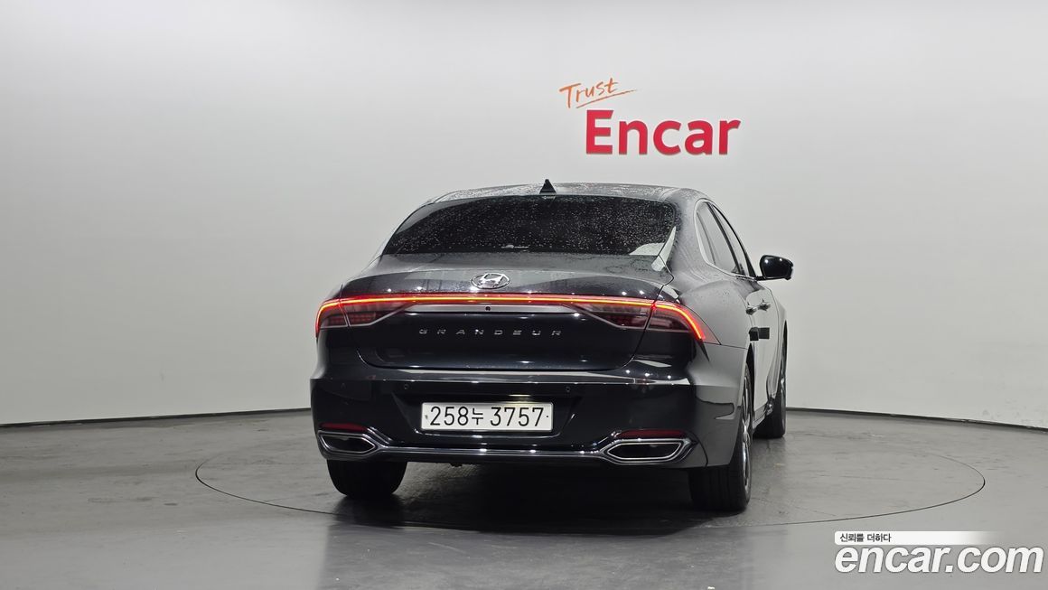 Hyundai Grandeur 2020