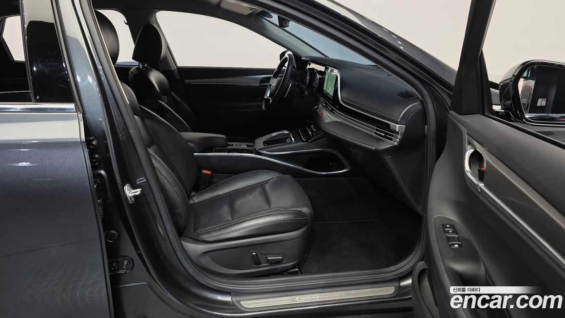 Hyundai Grandeur 2021